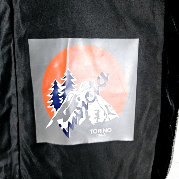 INVICTA | Icon Italian soft touch hooded velvet puffer jacket - Picture 12 of 16